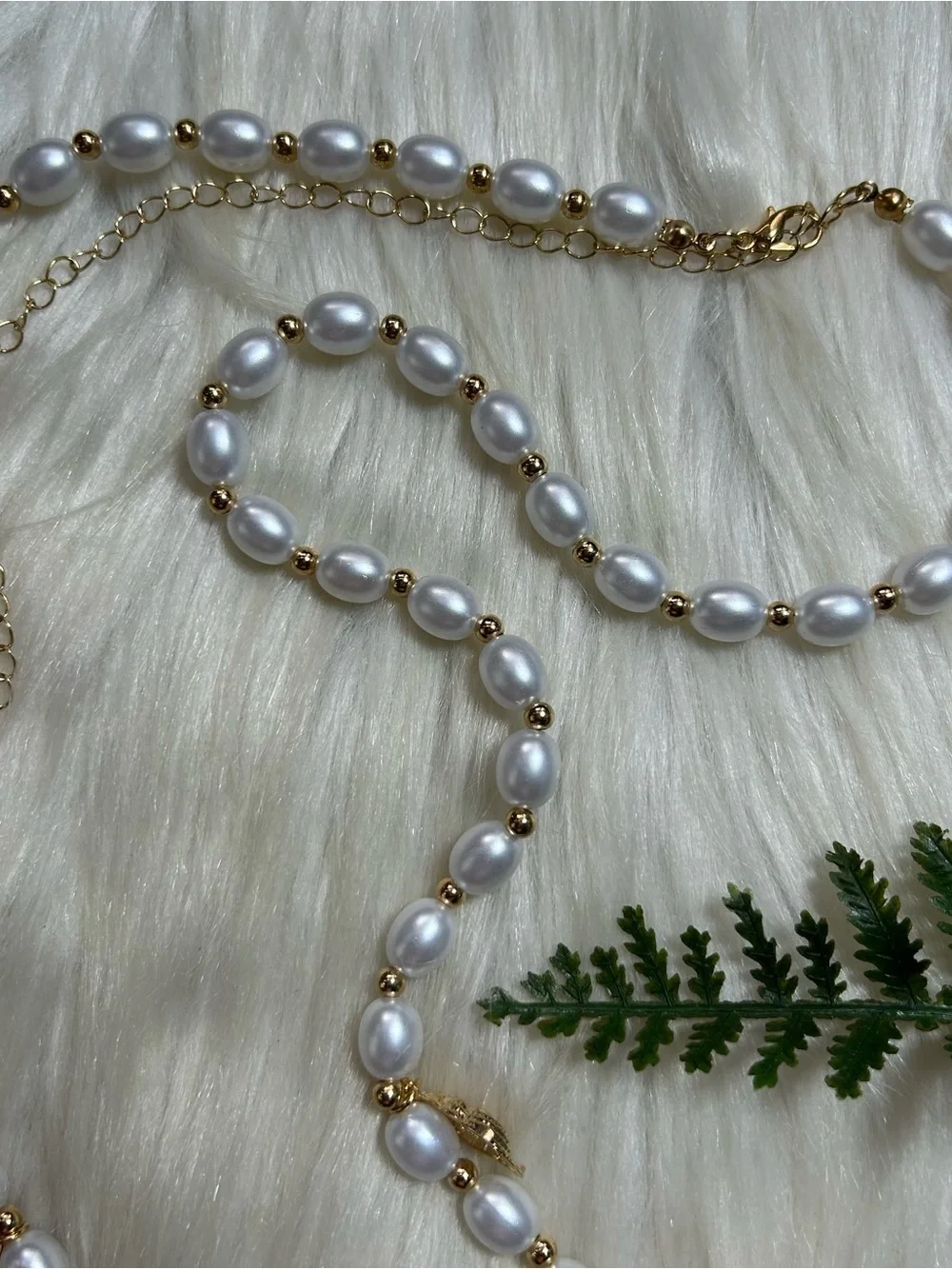 Faux Pearl Seashell Charm Necklace